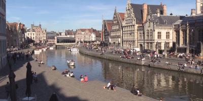 River floating through Ghent